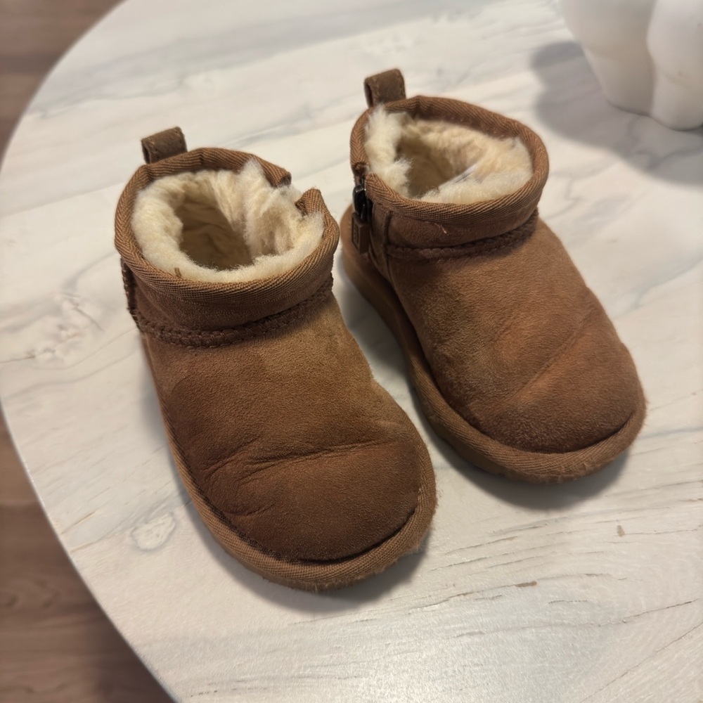 Uggs size 7